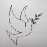 Dale un toque único y elegante a la paloma de la paz en tu decoración