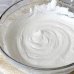 Receta secreta: Crema de huevo y azúcar para postres perfectos